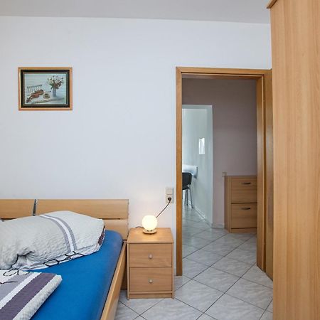 Apartments With A Parking Space Vodice - 6178 Стая снимка