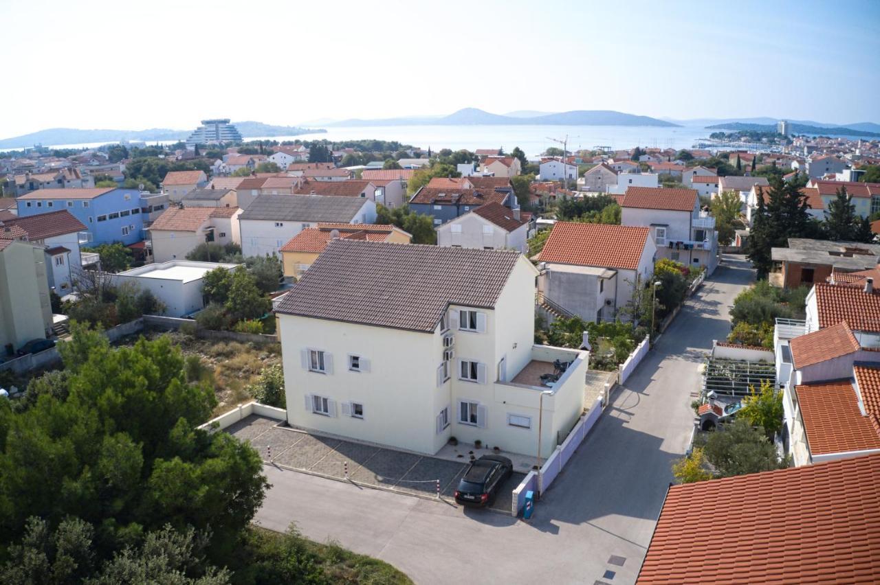 Apartments With A Parking Space Vodice - 6178 Екстериор снимка