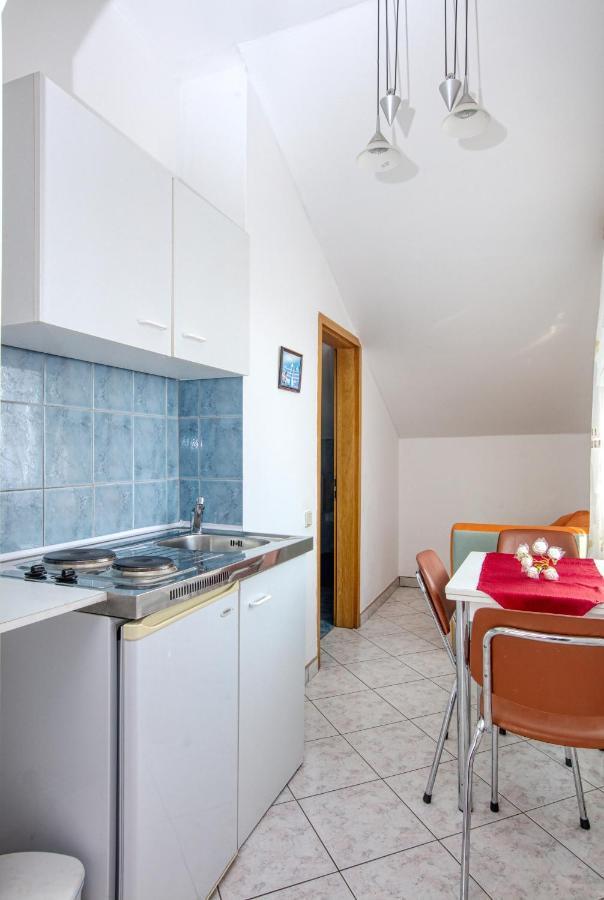 Apartments With A Parking Space Vodice - 6178 Екстериор снимка