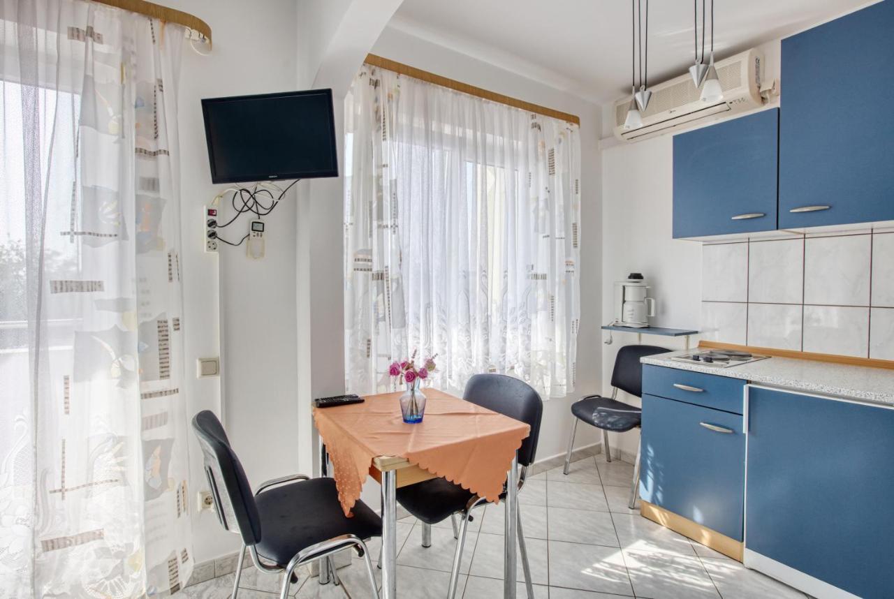 Apartments With A Parking Space Vodice - 6178 Екстериор снимка