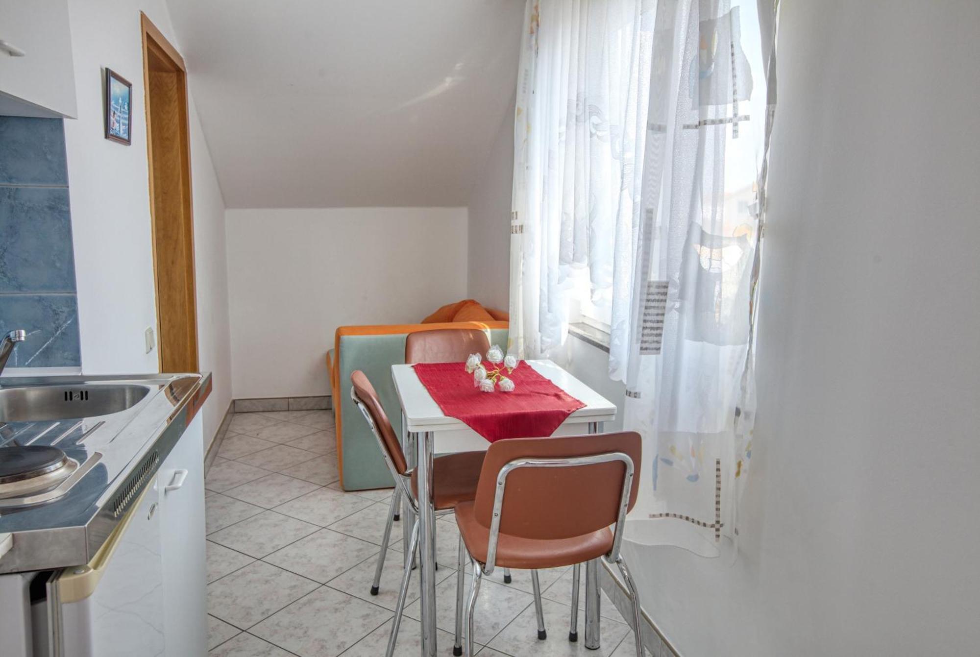 Apartments With A Parking Space Vodice - 6178 Стая снимка