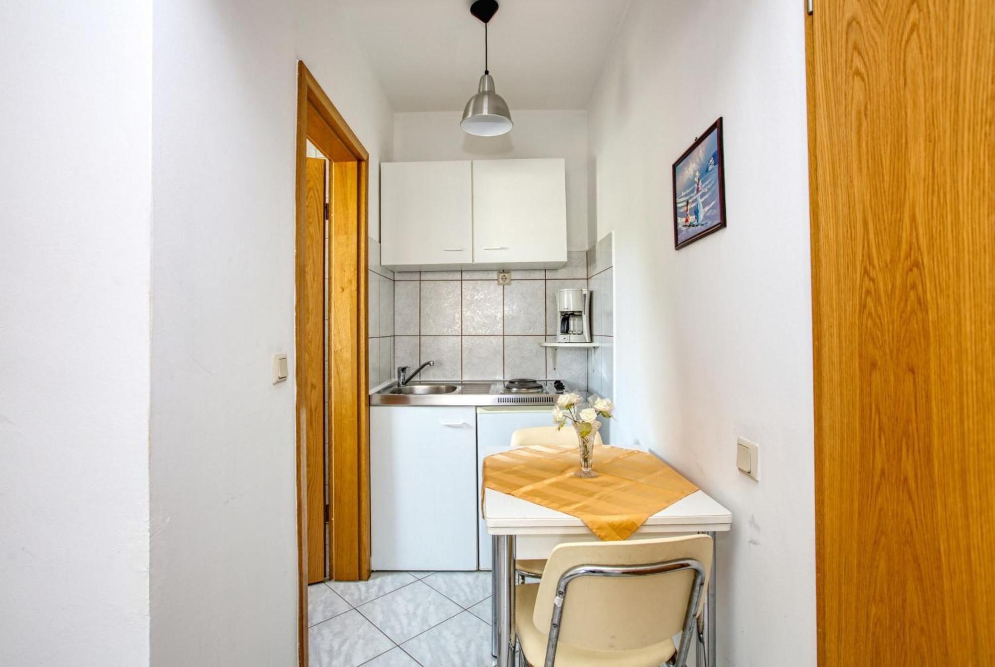 Apartments With A Parking Space Vodice - 6178 Стая снимка